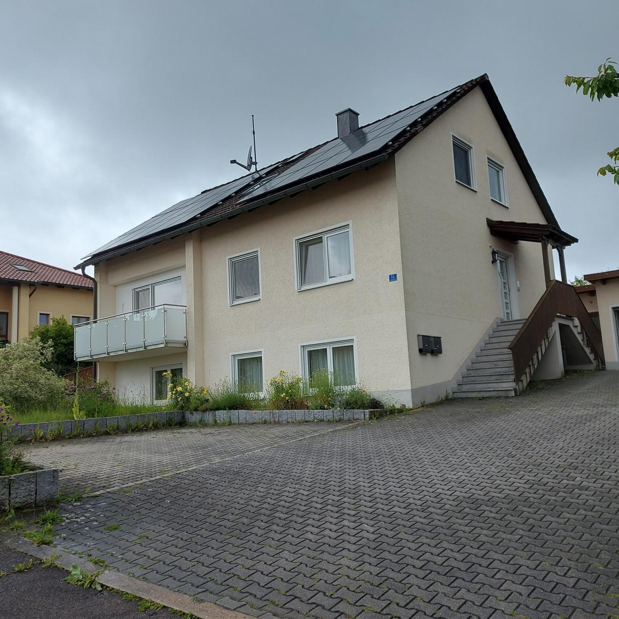 Ferienwohnung Am Berg Wiesent Exterior foto